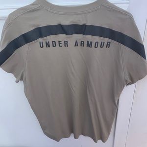 Under amour t shirt